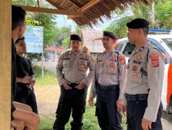 Personel Sat Pamobvit Polres Lhokseumawe Tingkatkan Patroli Wisata Cegah Gangguan Kamtibmas di hari libur