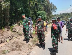 Dansatgas TMMD Ke-124 Kodim 1501/Ternate Dampingi Tim Wasev Tinjau Sasaran TMMD di Kec. Sahu, Halmahera Barat