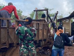 Ibu – Ibu Peduli, Dukung Moril Satgas TMMD Kodim 0610/Sumedang dengan Logistik di Lokasi Cor Jalan