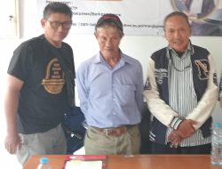 Mobil Rombongan Ketua FWJ Bekasi kota Dihadang diwilayah Alur Laut Rawa Badak Selatan