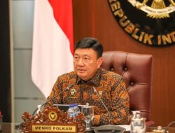 Menko Polkam Peringatkan Konsekuensi Hukum Bagi Penista Bendera Nasional
