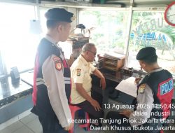 “Satsamapta Polres Pelabuhan Tanjung Priok Gelar Patroli Dialogis, Wujudkan Situasi Aman dan Kondusif”