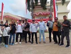 “Pembagian Bendera Merah Putih Gratis Menyambut HUT RI ke 80 Di Kelurahan Sukapura”