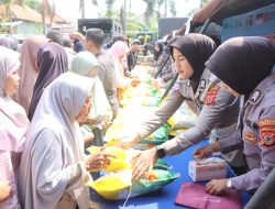 Polresta Cirebon Gelar Gerakan Pangan Murah di Desa Gintung Ranjeng