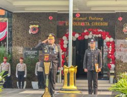 Polresta Cirebon Gelar Upacara HUT ke-80 Kemerdekaan RI, Teguhkan Semangat Persatuan dan Pengabdian