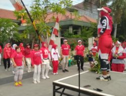 Gebyar 17-an Giat Paguyuban Keluarga Besar RW 06 Meriahkan Kemerdekaan dengan Senam Bareng dan Lomba -lomba Seru