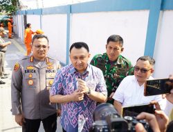 Polres Metro Jakarta Utara Bersama Forkopimko Hapus Coretan Vandalisme di Tanjung Priok