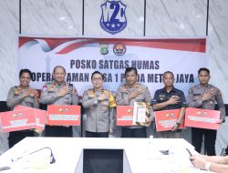Kasihumas Polres Pelabuhan Tanjung Priok Raih Dua Penghargaan dalam Anev Kehumasan Polda Metro Jaya