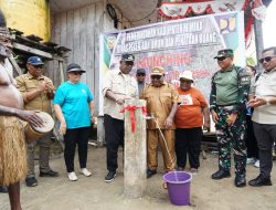 Hari Terakhir Kunker, Dandim 1710/Mimika Dampingi Bupati Tinjau Fasilitas Umum dan Serap Aspirasi Masyarakat di Distrik Amar