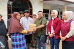 Respon Cepat Grup PT Arara Abadi Bersama PT Indah Kiat Salurkan Sambako dan Pakaian Layak