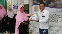 BRI Peduli Kanca Cibubur Ringankan Tekanan Ekonomi Warga Lewat Sembako