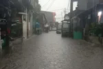 Hujan deras mengguyur wilayah Jakarta Timur dan sekitarnya.