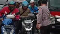 Polres Pelabuhan Tanjung Priok, Bagikan Takjil Ramadhan didepan Pintu Masuk Pos 1 Pelabuhan Tanjung Priok