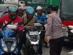 Polres Pelabuhan Tanjung Priok, Bagikan Takjil Ramadhan didepan Pintu Masuk Pos 1 Pelabuhan Tanjung Priok