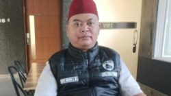 Pengacara Peci Merah Mendampingi Klien ke PMJ terkait dugaan Penipuan dan Penggelapan Oleh Kepala Cabang BANK BUMI ARTA