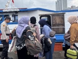 13 Personel (Posyan) Kali Adem, Lakukan Giat Pengamanan dan Pelayanan di Dermaga Pelabuhan Muara Angke
