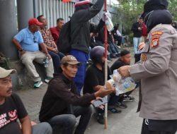 Kapolres Pelabuhan Tanjung Priok, Beri Kejutan May Day, Buruh dan Sopir Deklarasikan Keselamatan Kerja