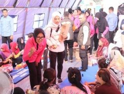 Bhayangkari Peduli dan Polwan Peduli, Korban Kebakaran Muara Angke, Salurkan Ratusan Paket Bantuan