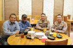 Jaga Jakarta On The Spot : Kapolsek Bekasi Barat Sambangi Tokoh Masyarakat, Perkuat Sinergi Jaga Kamtibmas