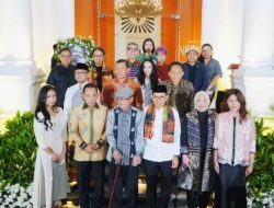 Kapolri Hadiri Pembukaan Pameran Nasirun “Bersimpuh di Kaki Para Guru” di Galeri Nasional Indonesia